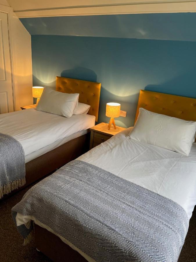 The Corrie Hotel Екстер'єр фото