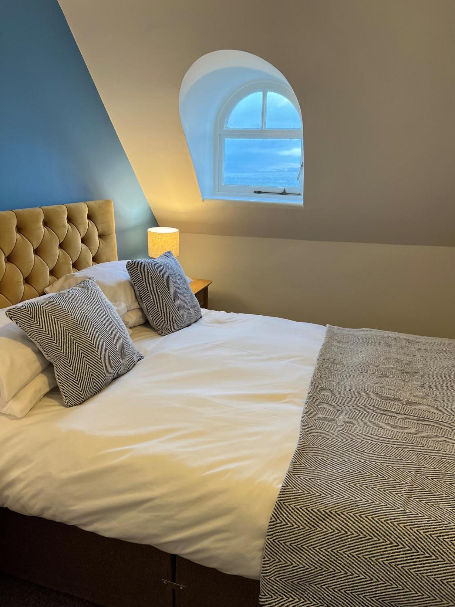 The Corrie Hotel Екстер'єр фото