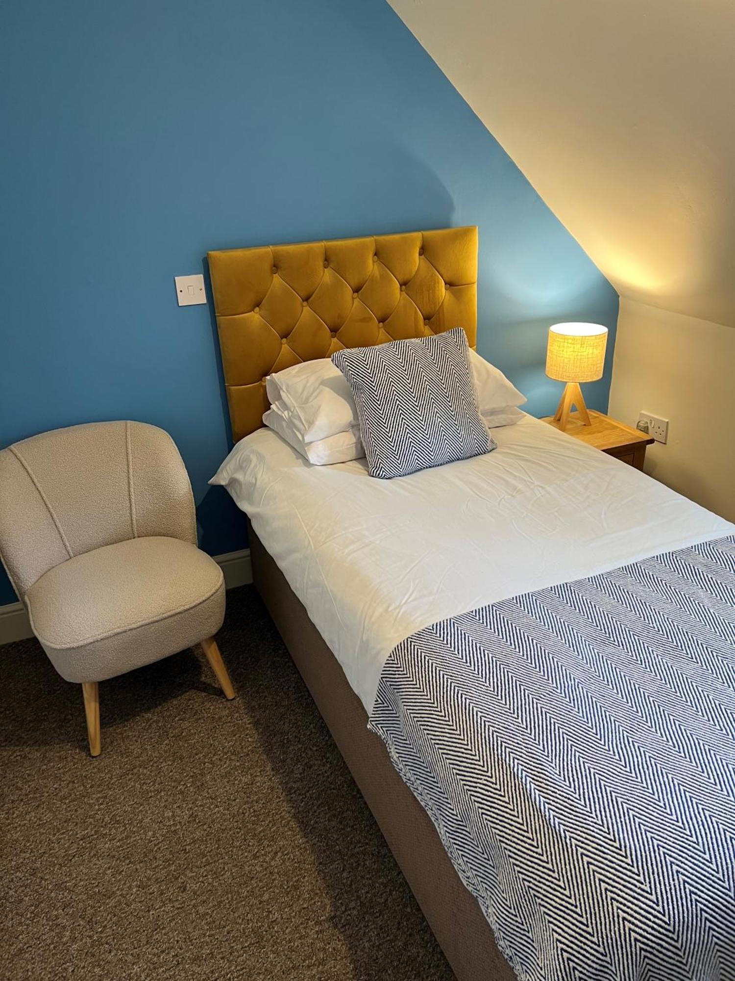 The Corrie Hotel Екстер'єр фото
