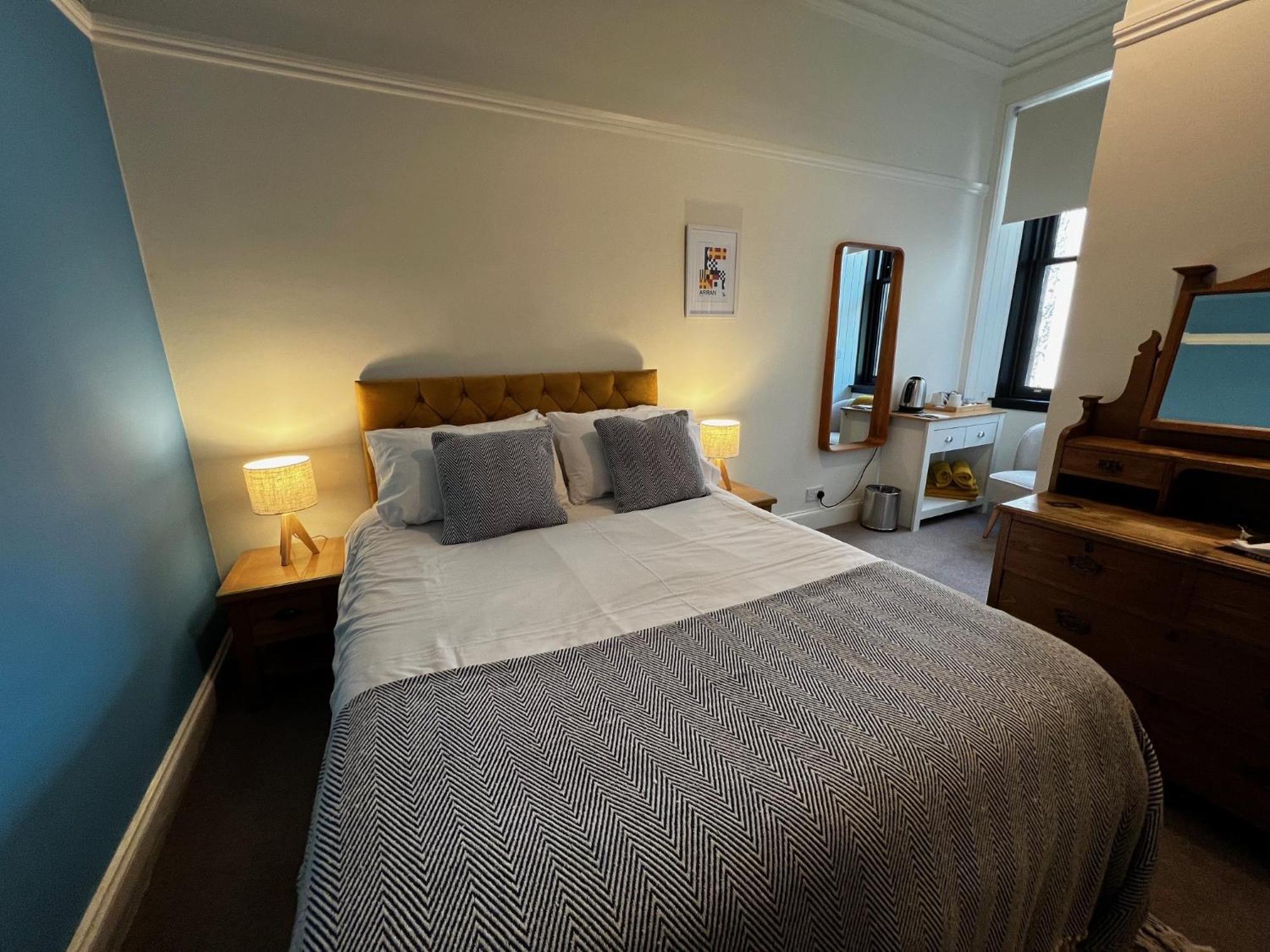The Corrie Hotel Екстер'єр фото